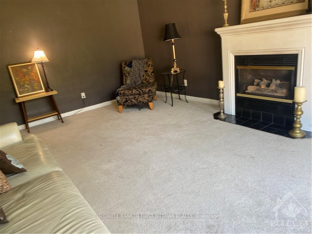 Photo 5 of 210 Harcourt Avenue, Ottawa, Woodroffe — HOMEH