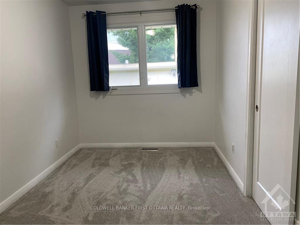 Photo 12 of 210 Harcourt Avenue, Ottawa, Woodroffe — HOMEH