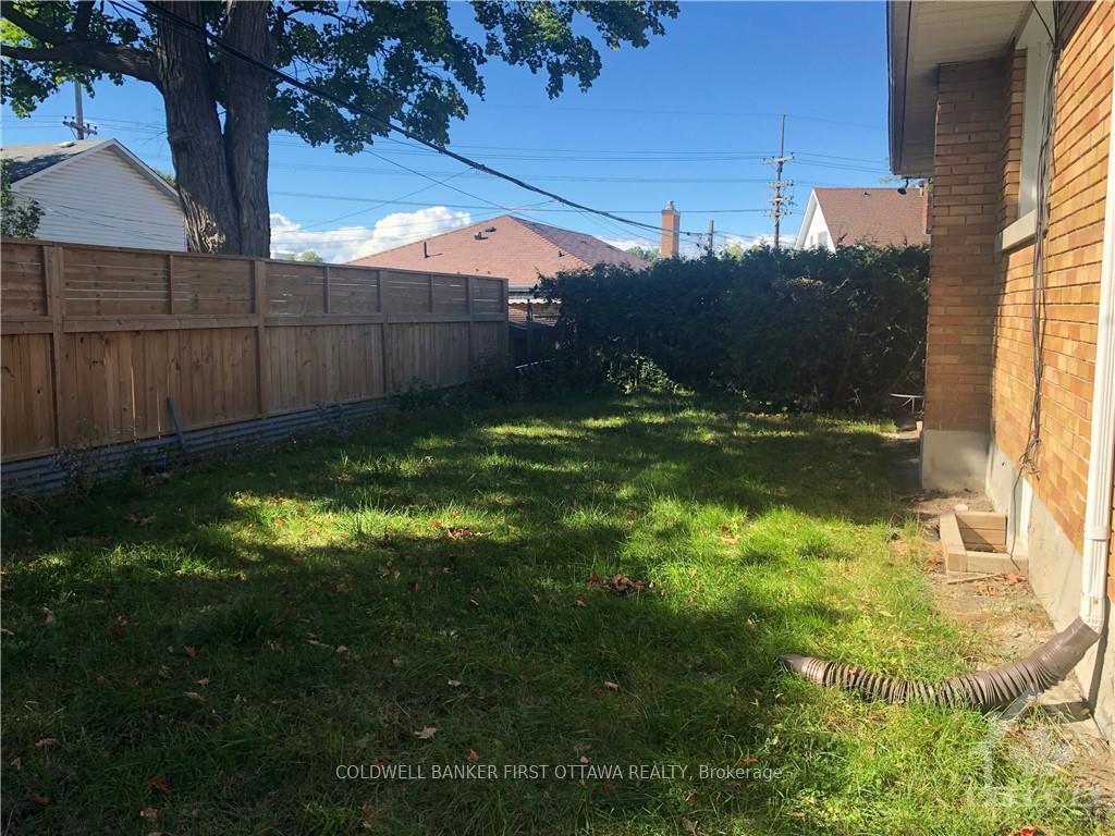 Photo 21 of 210 Harcourt Avenue, Ottawa, Woodroffe — HOMEH