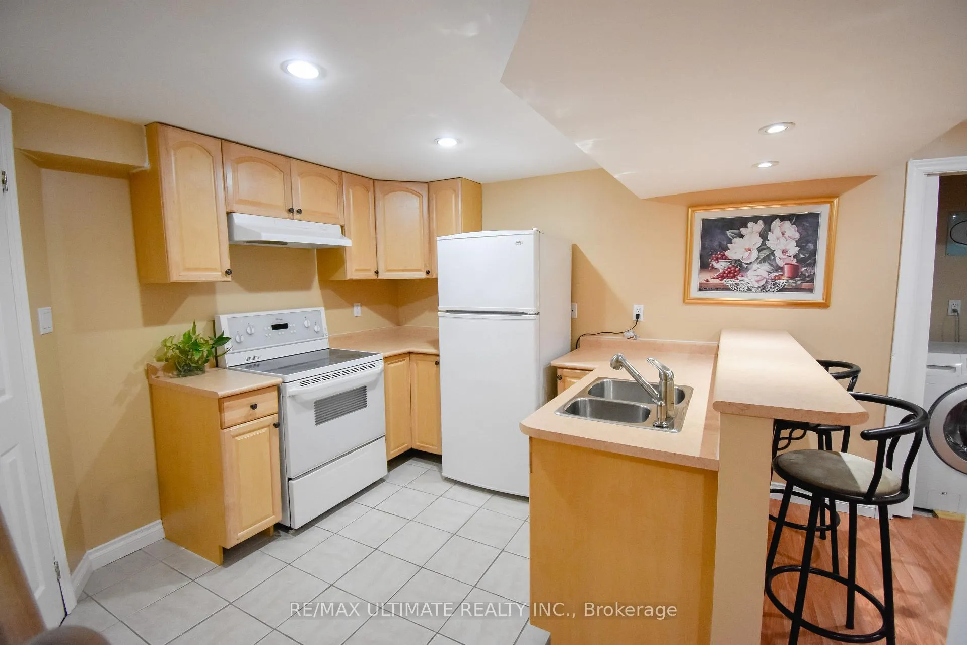 Photo 4 of Unit Bsmt, 181 Civic Centre Drive, Whitby, Pringle Creek — HOMEH