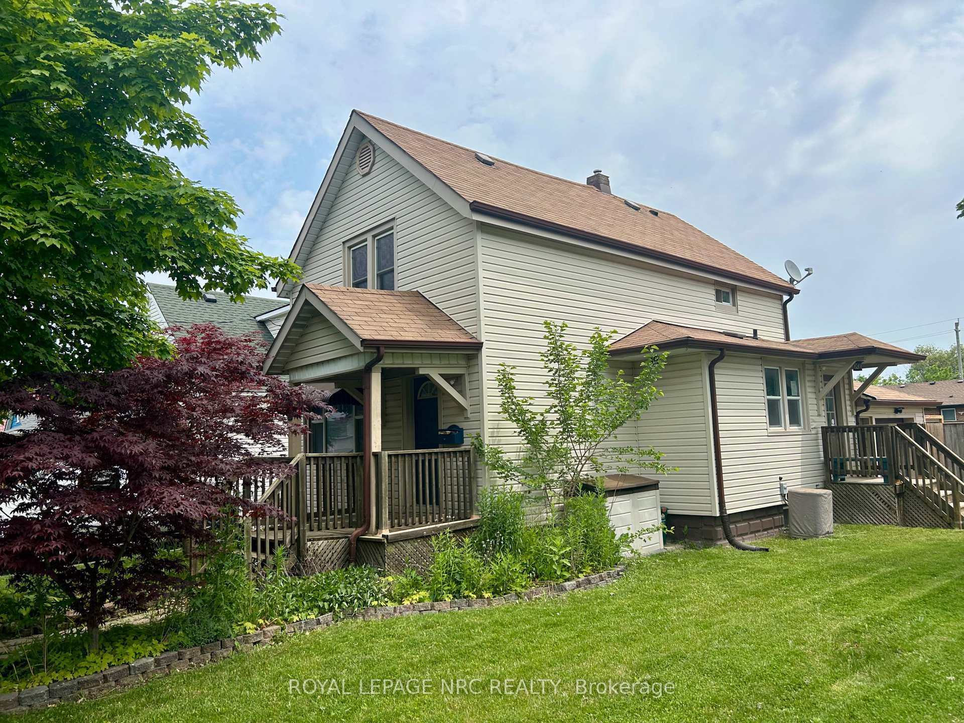 Front of 301 Alberta Street