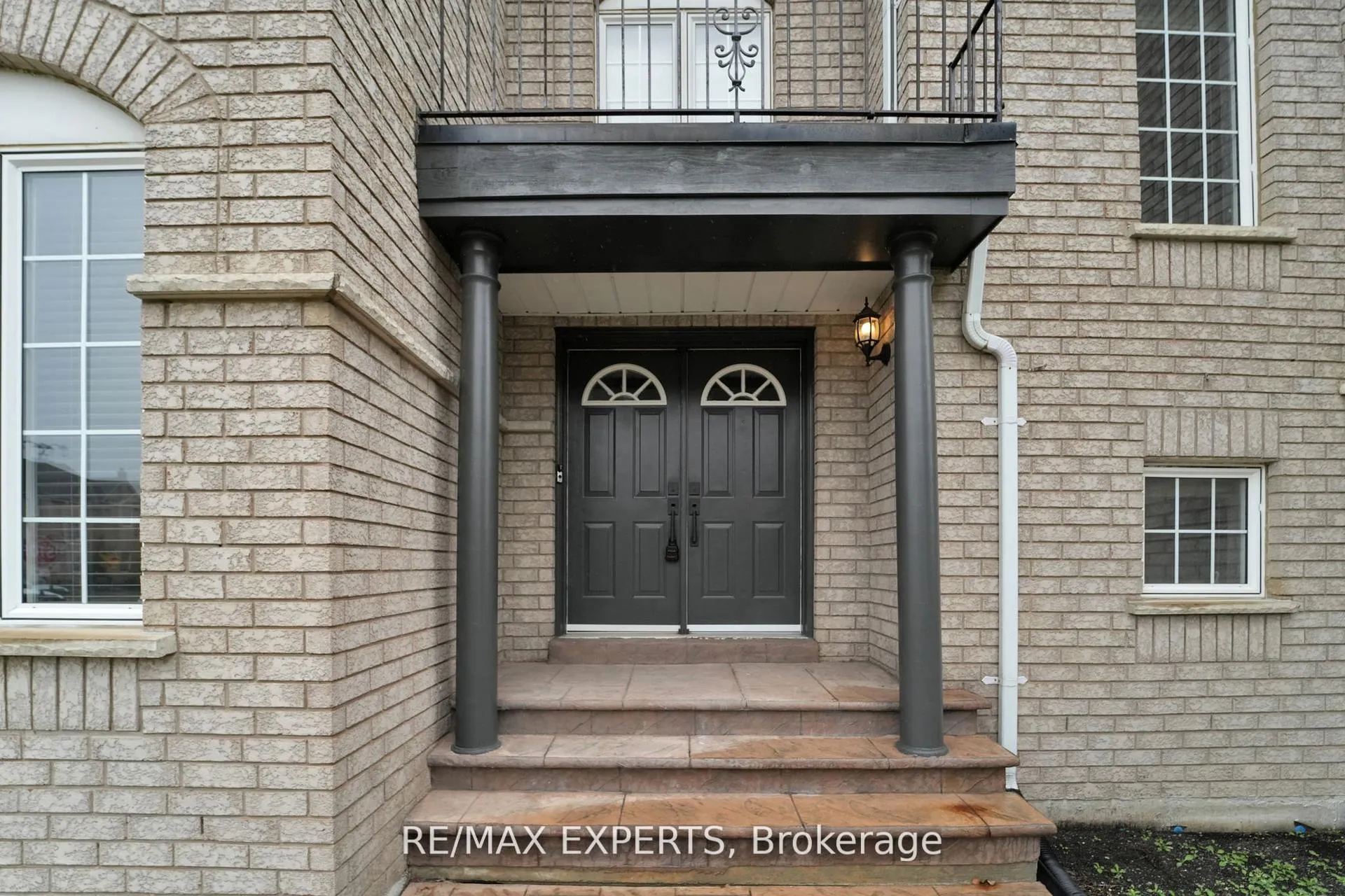 Photo 9 of 159 Sonoma Boulevard, Vaughan, Sonoma Heights — HOMEH