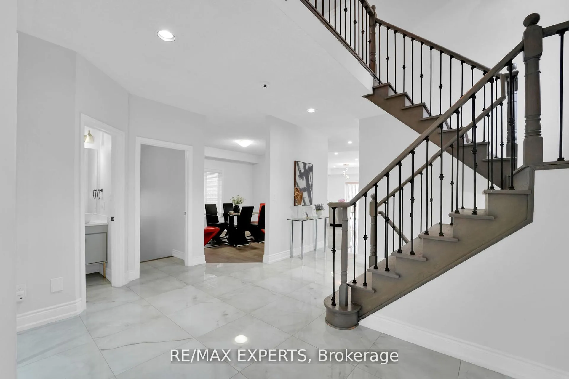 Photo 11 of 159 Sonoma Boulevard, Vaughan, Sonoma Heights — HOMEH