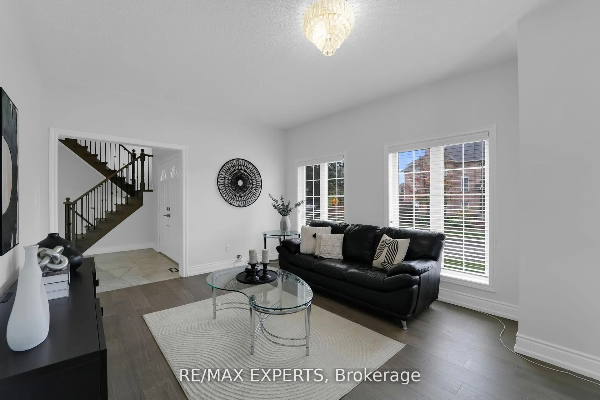 Photo 13 of 159 Sonoma Boulevard, Vaughan, Sonoma Heights — HOMEH