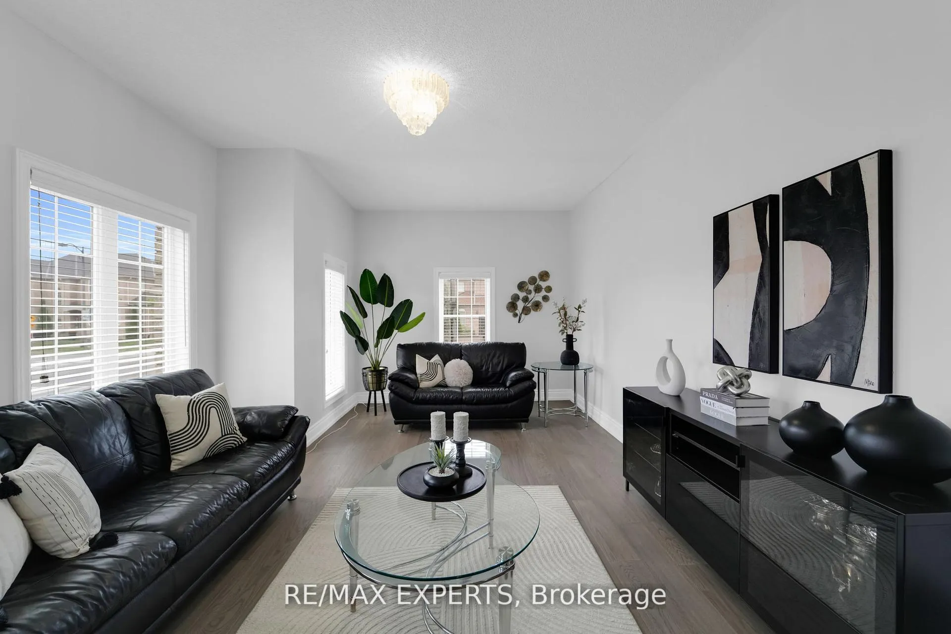 Photo 14 of 159 Sonoma Boulevard, Vaughan, Sonoma Heights — HOMEH