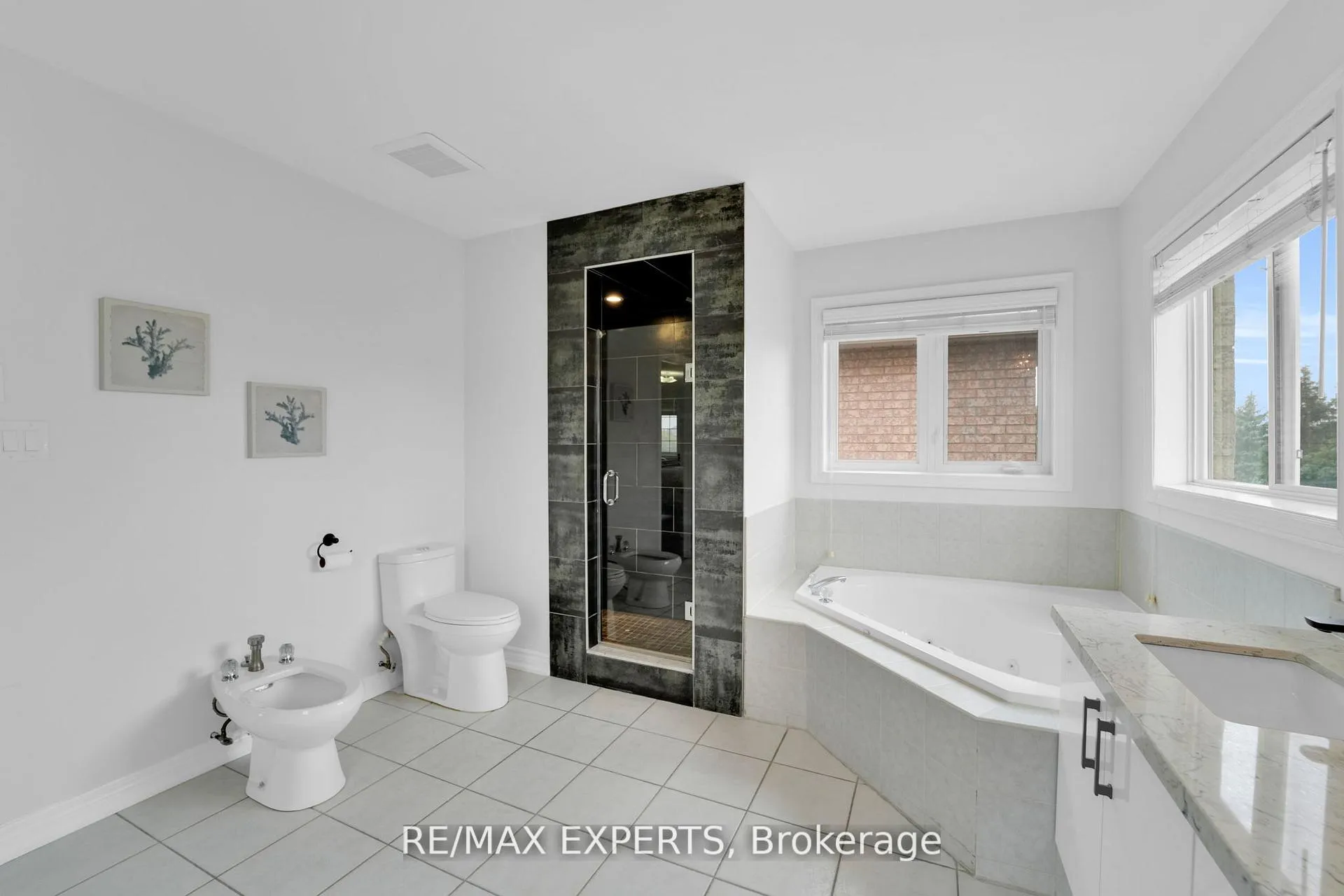 Photo 33 of 159 Sonoma Boulevard, Vaughan, Sonoma Heights — HOMEH