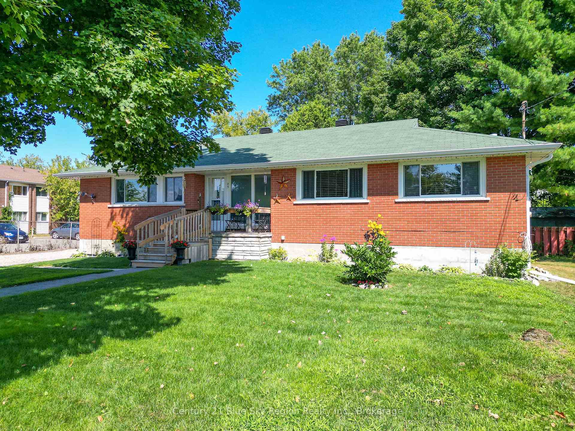 Photo 1 of 25 William Street, West Nipissing, Sturgeon Falls — HOMEH