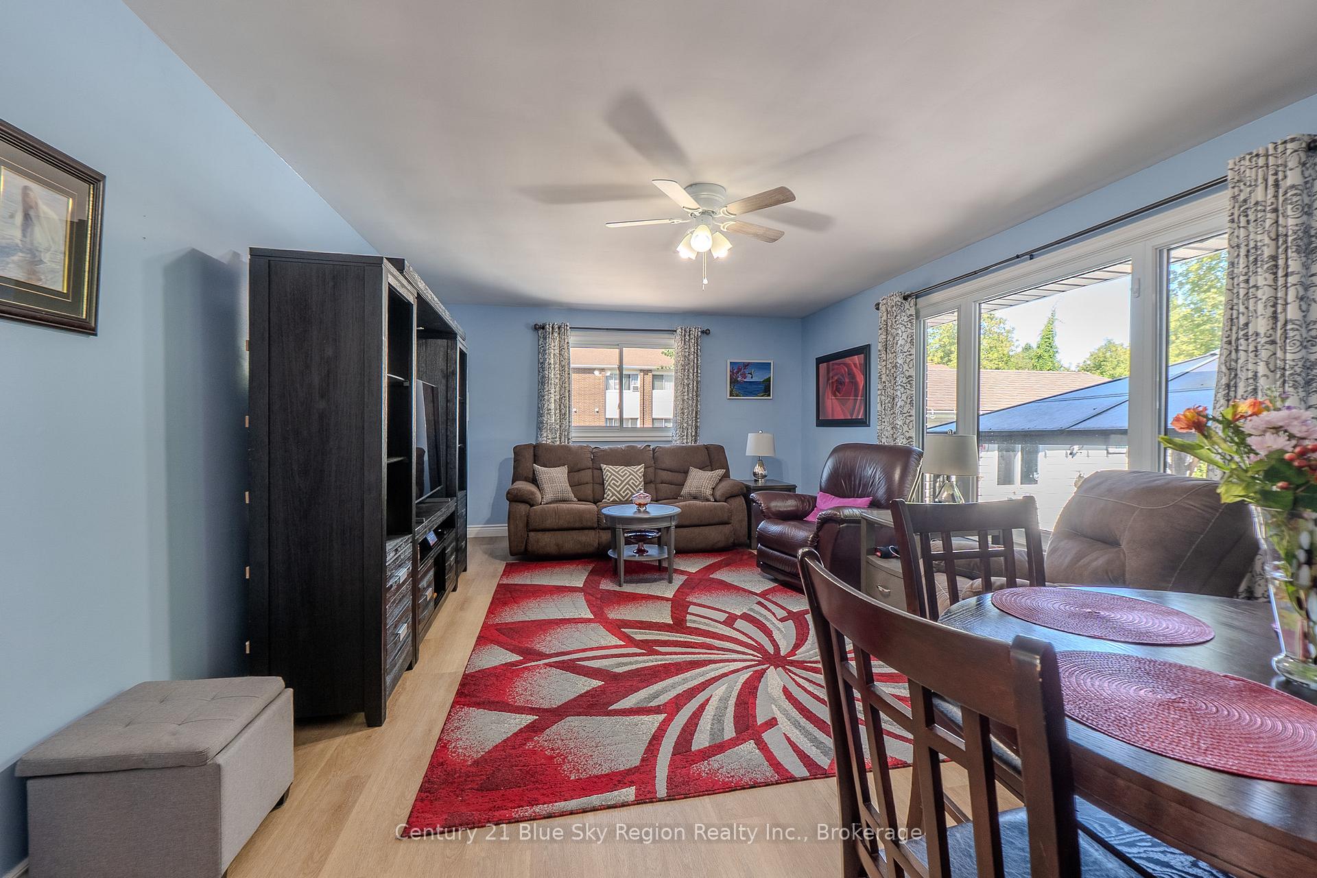 Photo 4 of 25 William Street, West Nipissing, Sturgeon Falls — HOMEH