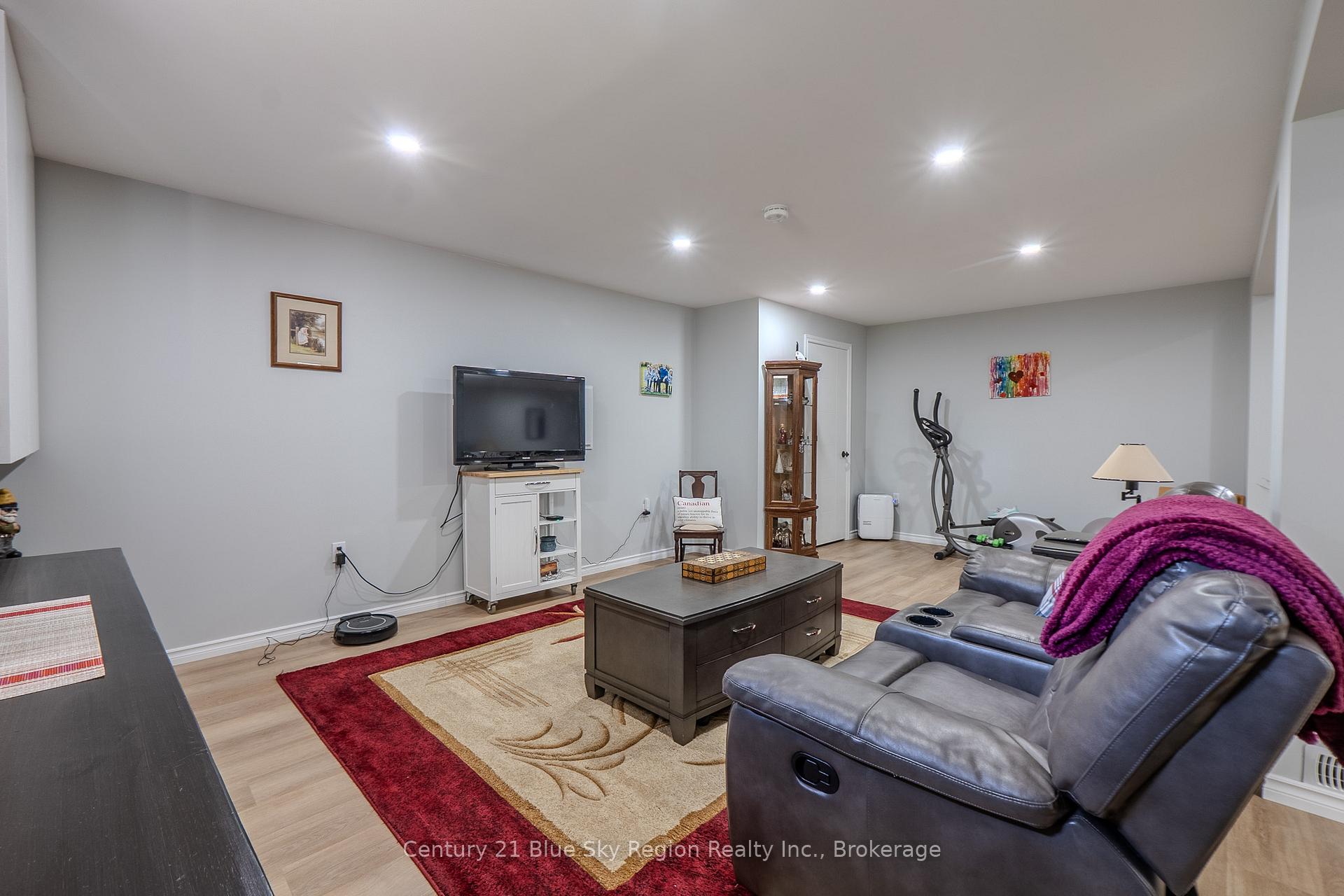 Photo 16 of 25 William Street, West Nipissing, Sturgeon Falls — HOMEH