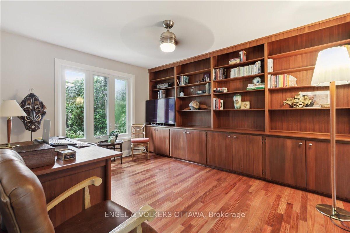 Photo 2 of 2282 Bowman Road, Ottawa, Guildwood Estates - Urbandale Acres — HOMEH