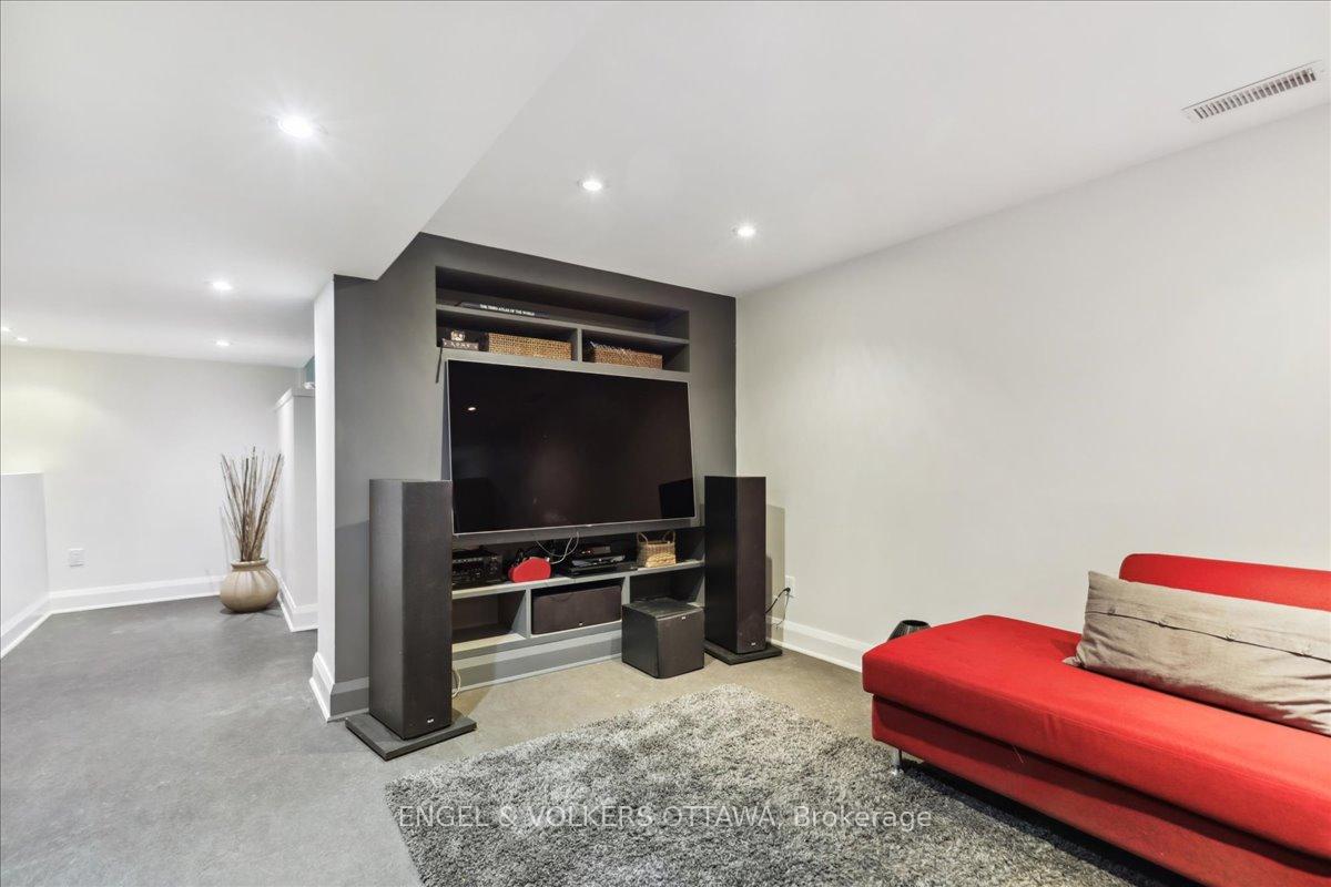 Photo 36 of 2282 Bowman Road, Ottawa, Guildwood Estates - Urbandale Acres — HOMEH