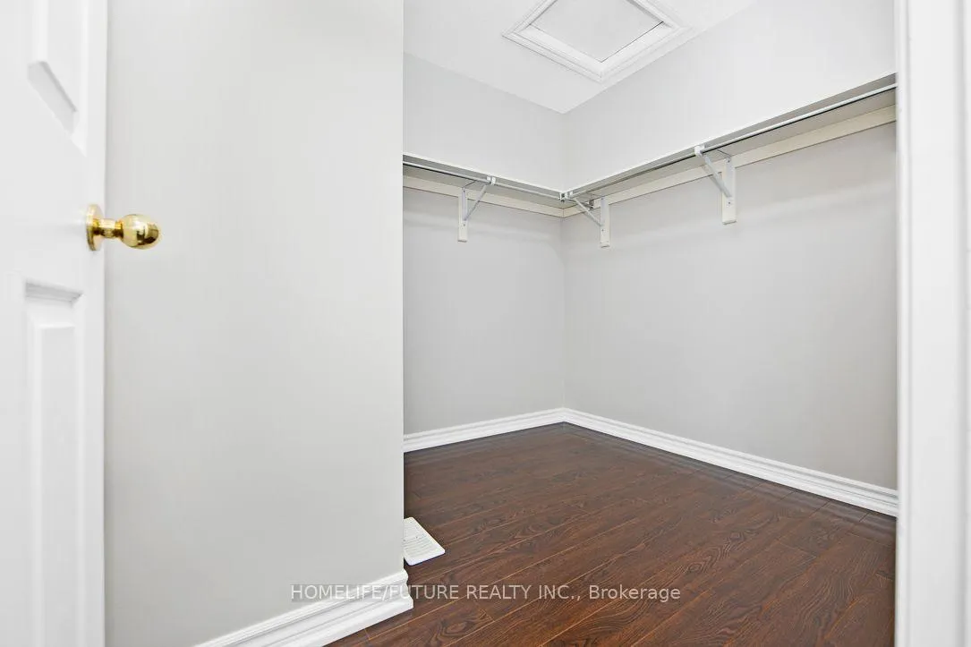 Photo 17 of 39 Harkness Drive, Whitby, Rolling Acres — HOMEH
