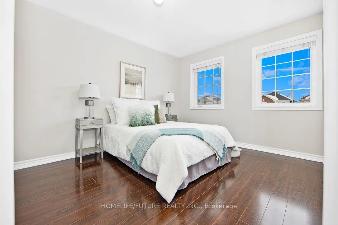 Photo 19 of 39 Harkness Drive, Whitby, Rolling Acres — HOMEH