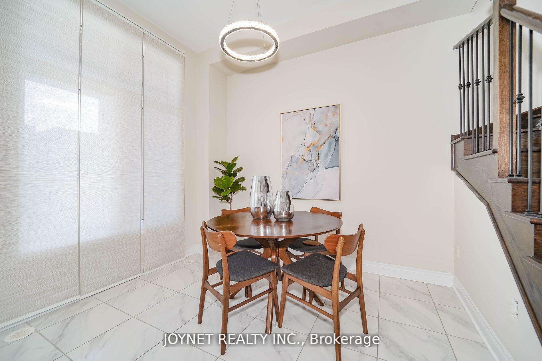 Photo 12 of 607 Marc Santi Boulevard, Vaughan, Patterson — HOMEH
