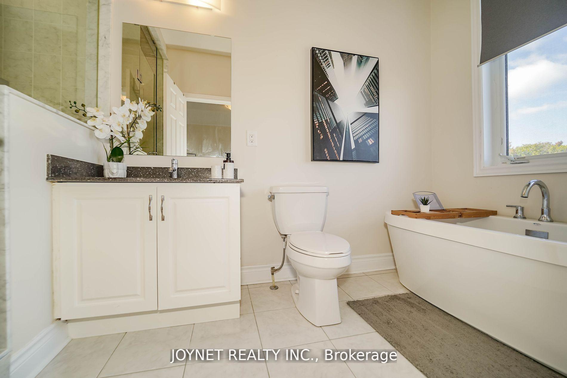 Photo 22 of 607 Marc Santi Boulevard, Vaughan, Patterson — HOMEH