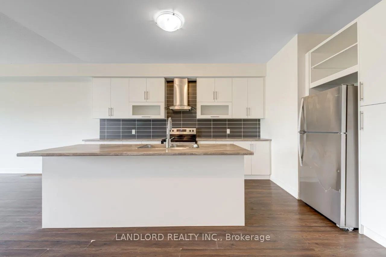 Photo 2 of 40 Donald Fleming Way, Whitby, Pringle Creek — HOMEH