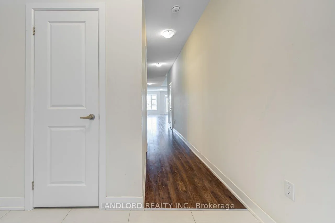 Photo 24 of 40 Donald Fleming Way, Whitby, Pringle Creek — HOMEH