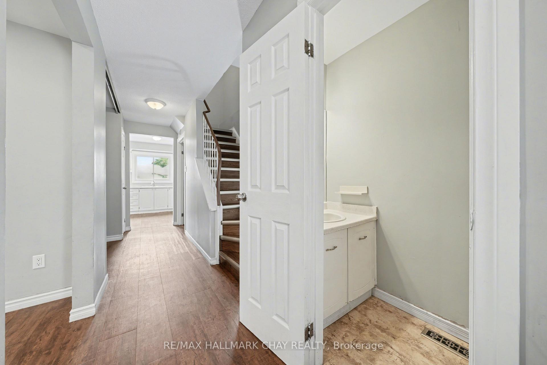 Photo 2 of 29 Baltimore Road, Barrie, Cundles East — HOMEH