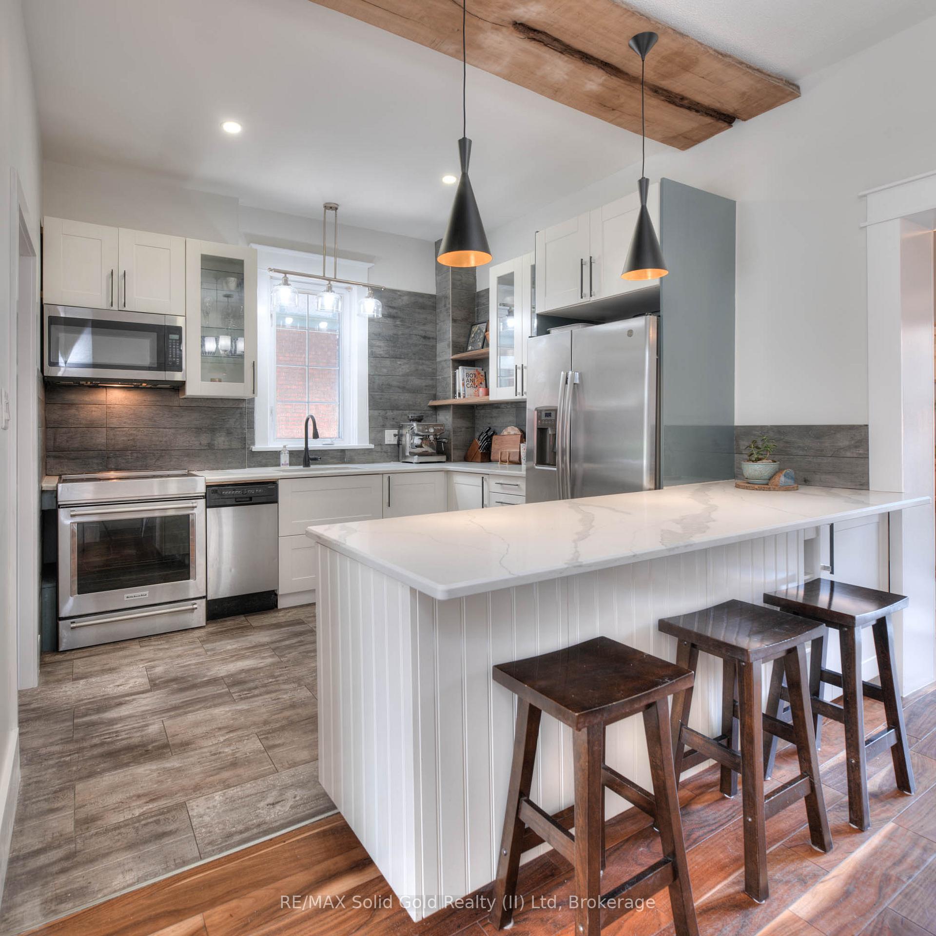 Photo 7 of 54 Willow Street, Waterloo, Uptown Waterloo — HOMEH