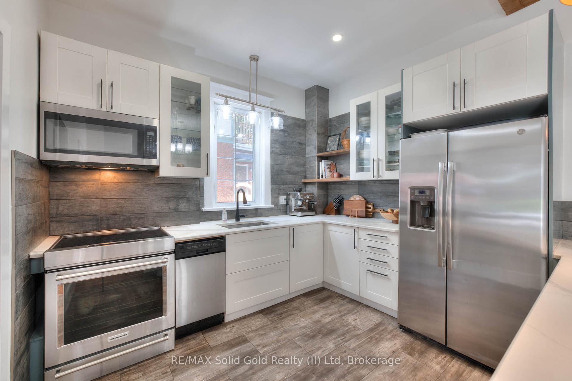 Photo 11 of 54 Willow Street, Waterloo, Uptown Waterloo — HOMEH
