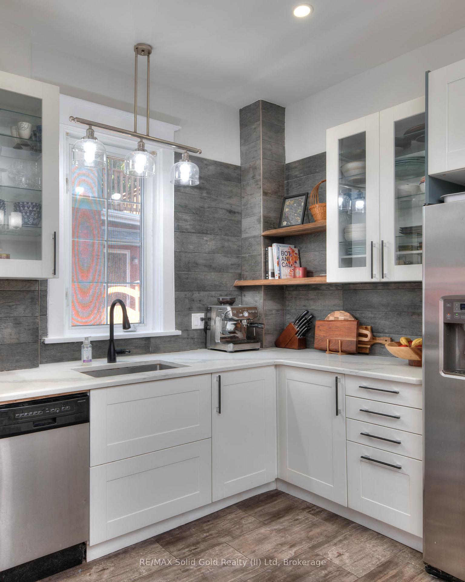 Photo 12 of 54 Willow Street, Waterloo, Uptown Waterloo — HOMEH