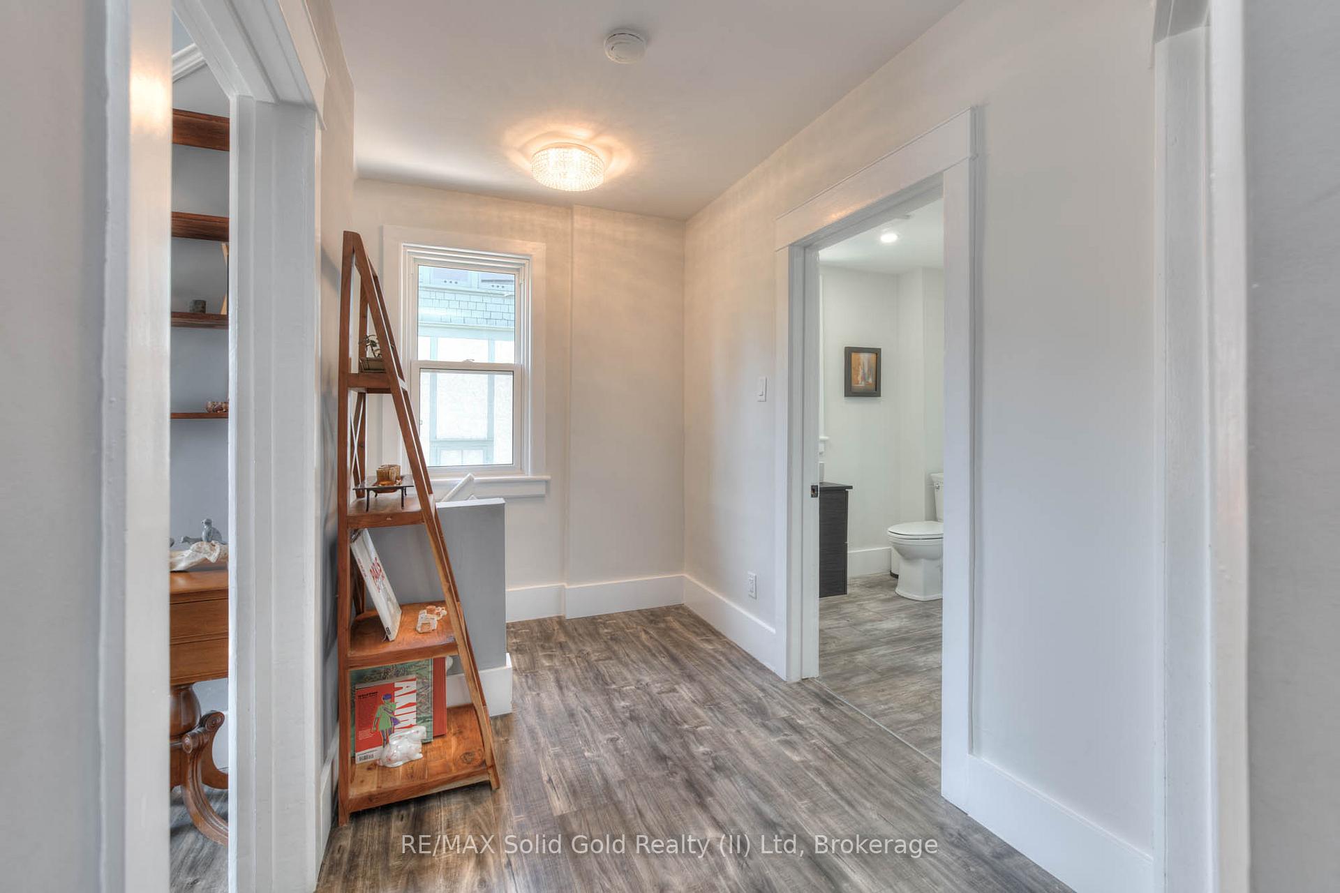 Photo 18 of 54 Willow Street, Waterloo, Uptown Waterloo — HOMEH