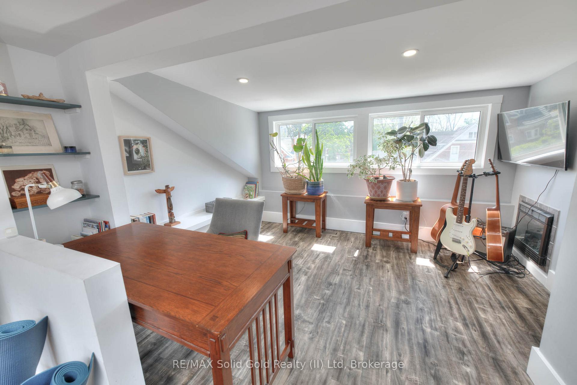 Photo 29 of 54 Willow Street, Waterloo, Uptown Waterloo — HOMEH