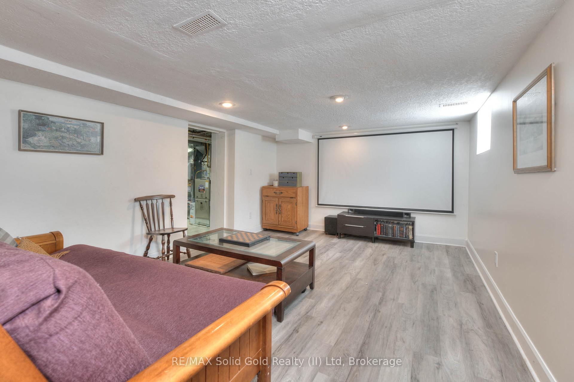 Photo 35 of 54 Willow Street, Waterloo, Uptown Waterloo — HOMEH