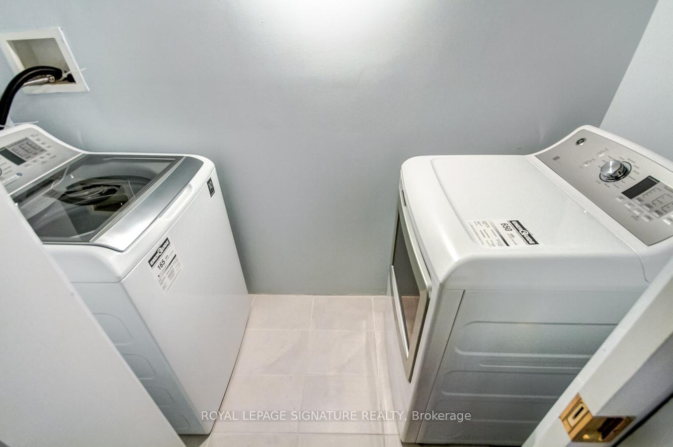 Photo 13 of 47 Hawman Avenue, Vaughan, West Woodbridge — HOMEH