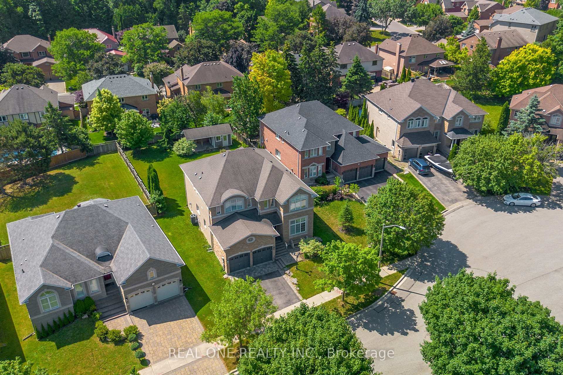 Photo 4 of 27 Gleave Court, Aurora, Aurora Highlands — HOMEH
