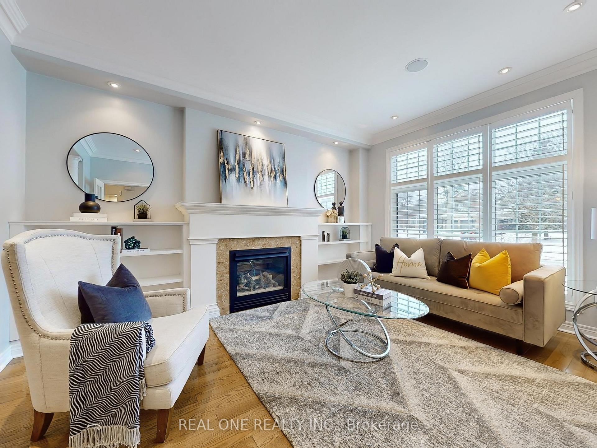 Photo 8 of 27 Gleave Court, Aurora, Aurora Highlands — HOMEH