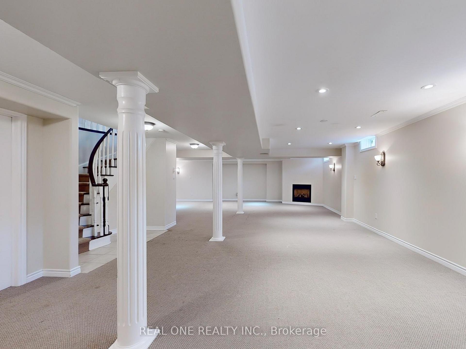 Photo 32 of 27 Gleave Court, Aurora, Aurora Highlands — HOMEH