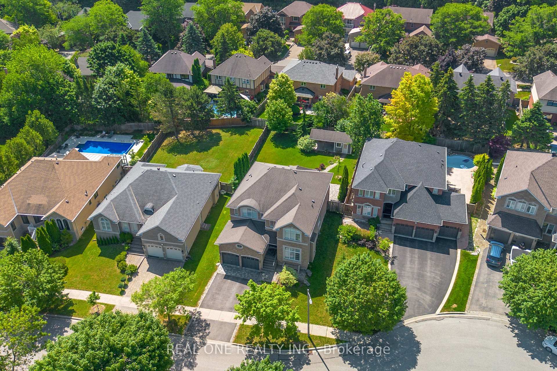 Photo 41 of 27 Gleave Court, Aurora, Aurora Highlands — HOMEH