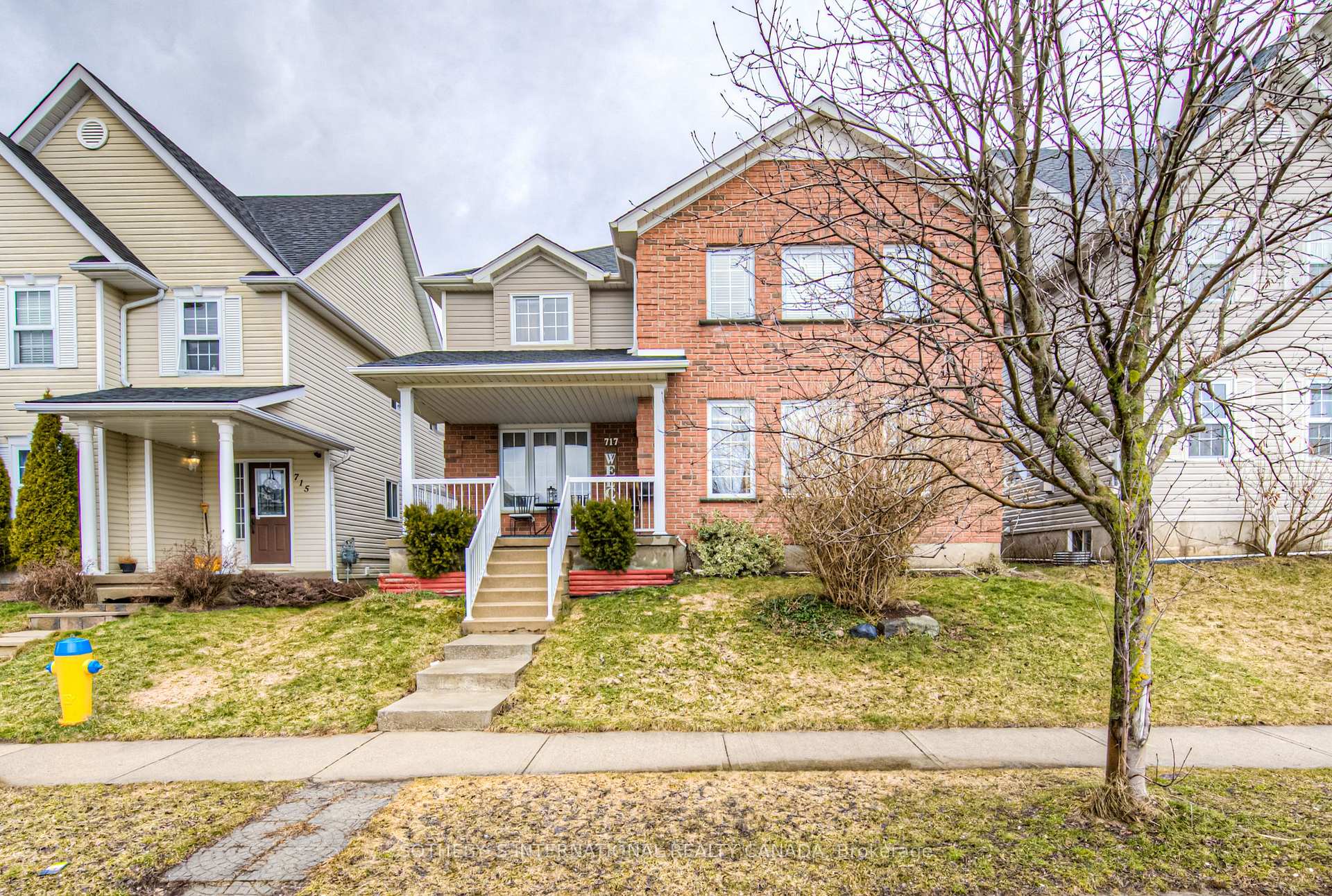 Photo 1 of 717 Brandenburg Boulevard, Waterloo — HOMEH