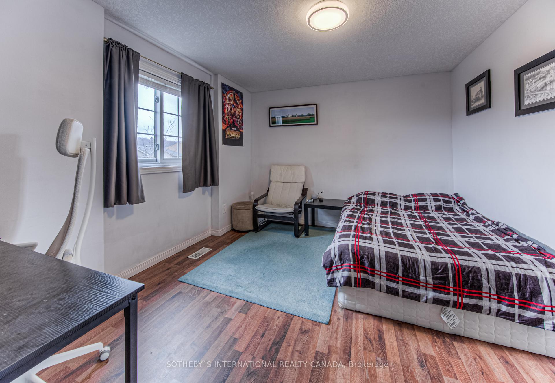 Photo 6 of 717 Brandenburg Boulevard, Waterloo — HOMEH