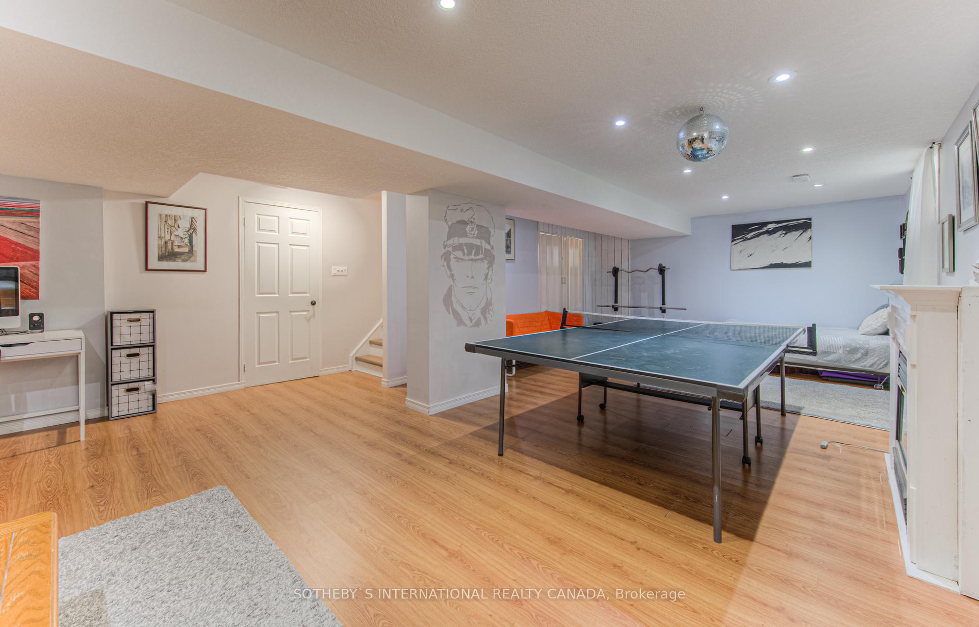 Photo 31 of 717 Brandenburg Boulevard, Waterloo — HOMEH