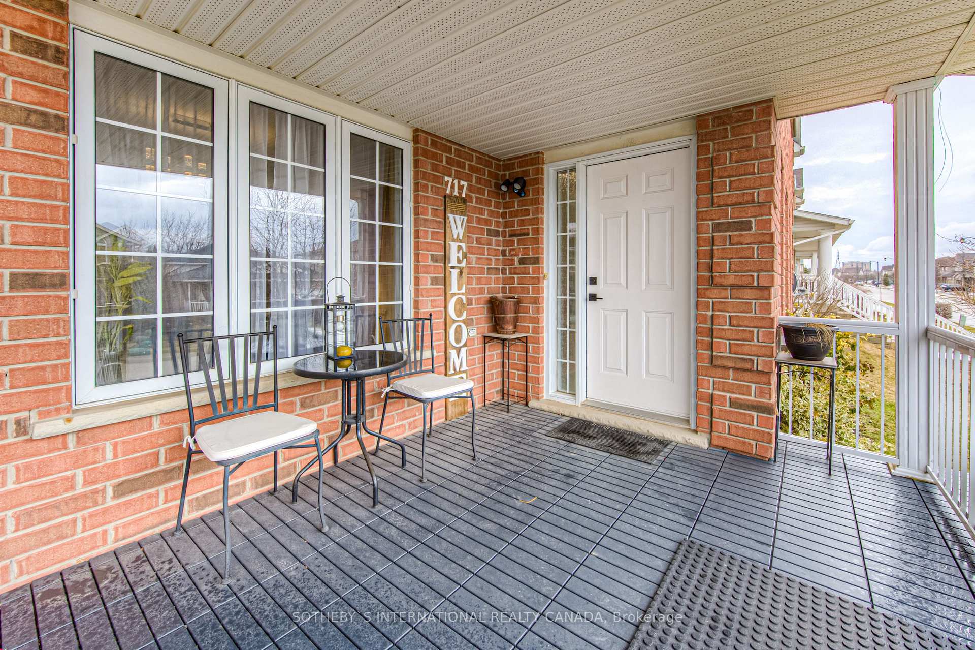 Photo 38 of 717 Brandenburg Boulevard, Waterloo — HOMEH