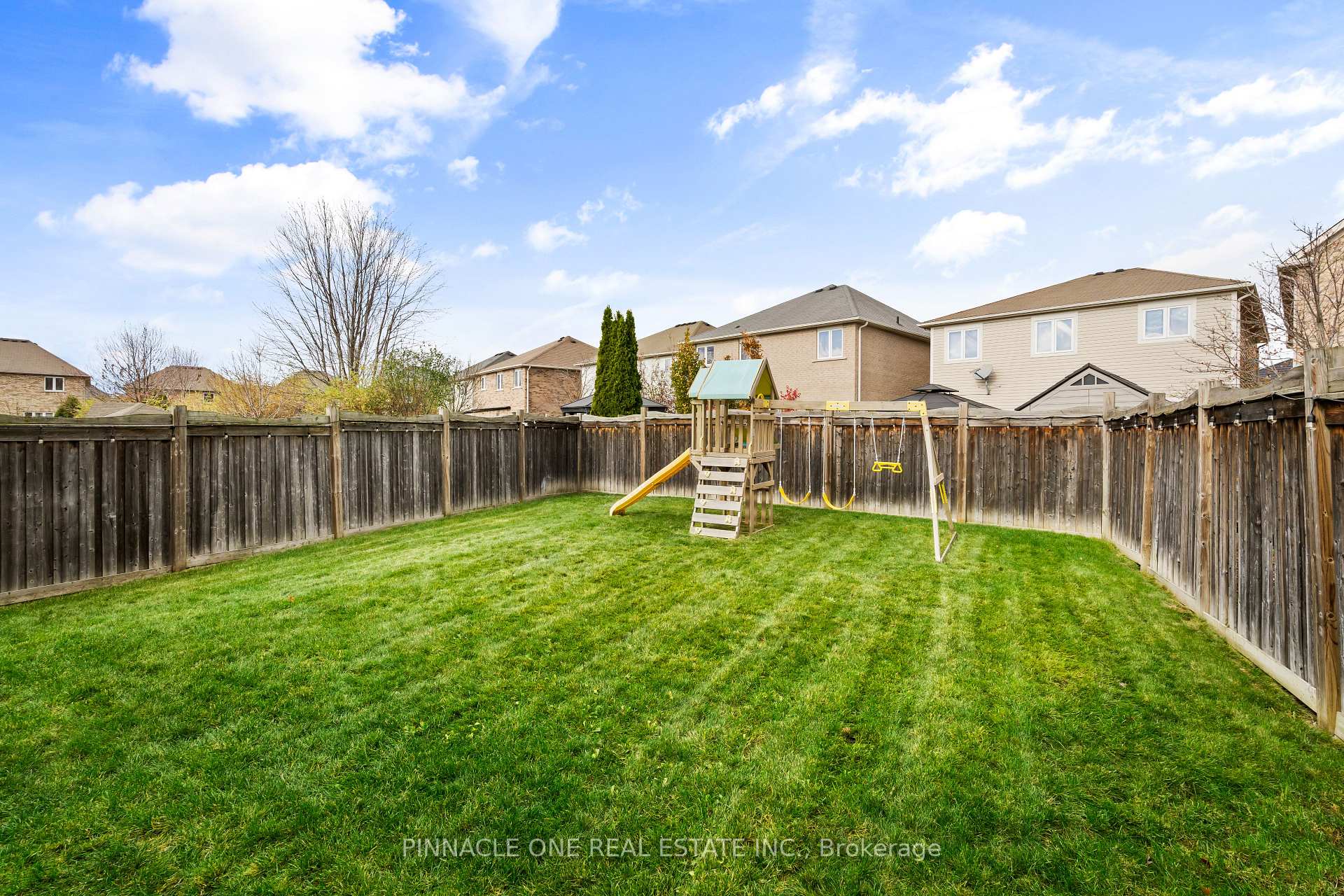 Photo 44 of 93 Florence Drive, Whitby, Taunton North — HOMEH