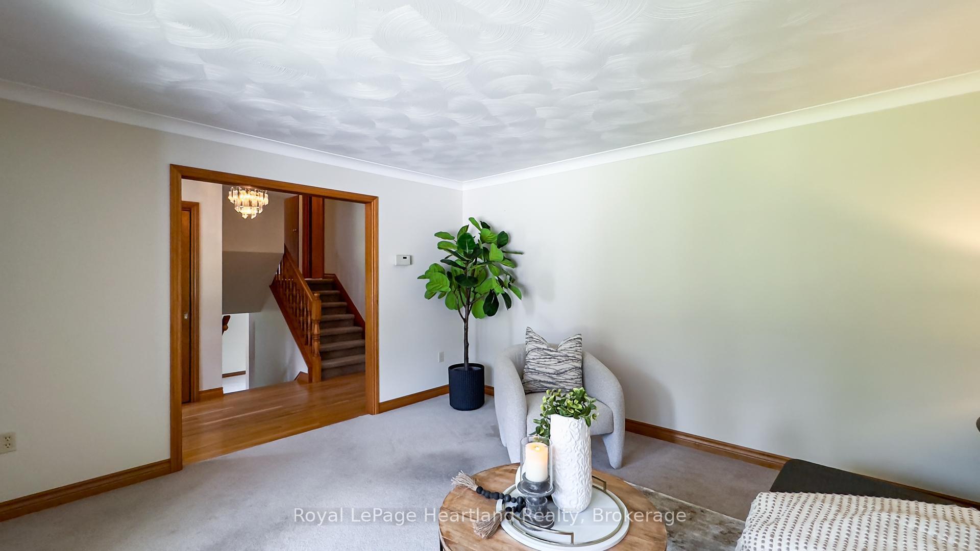 Photo 11 of 7333 Line 34 Road, West Perth, Hibbert — HOMEH