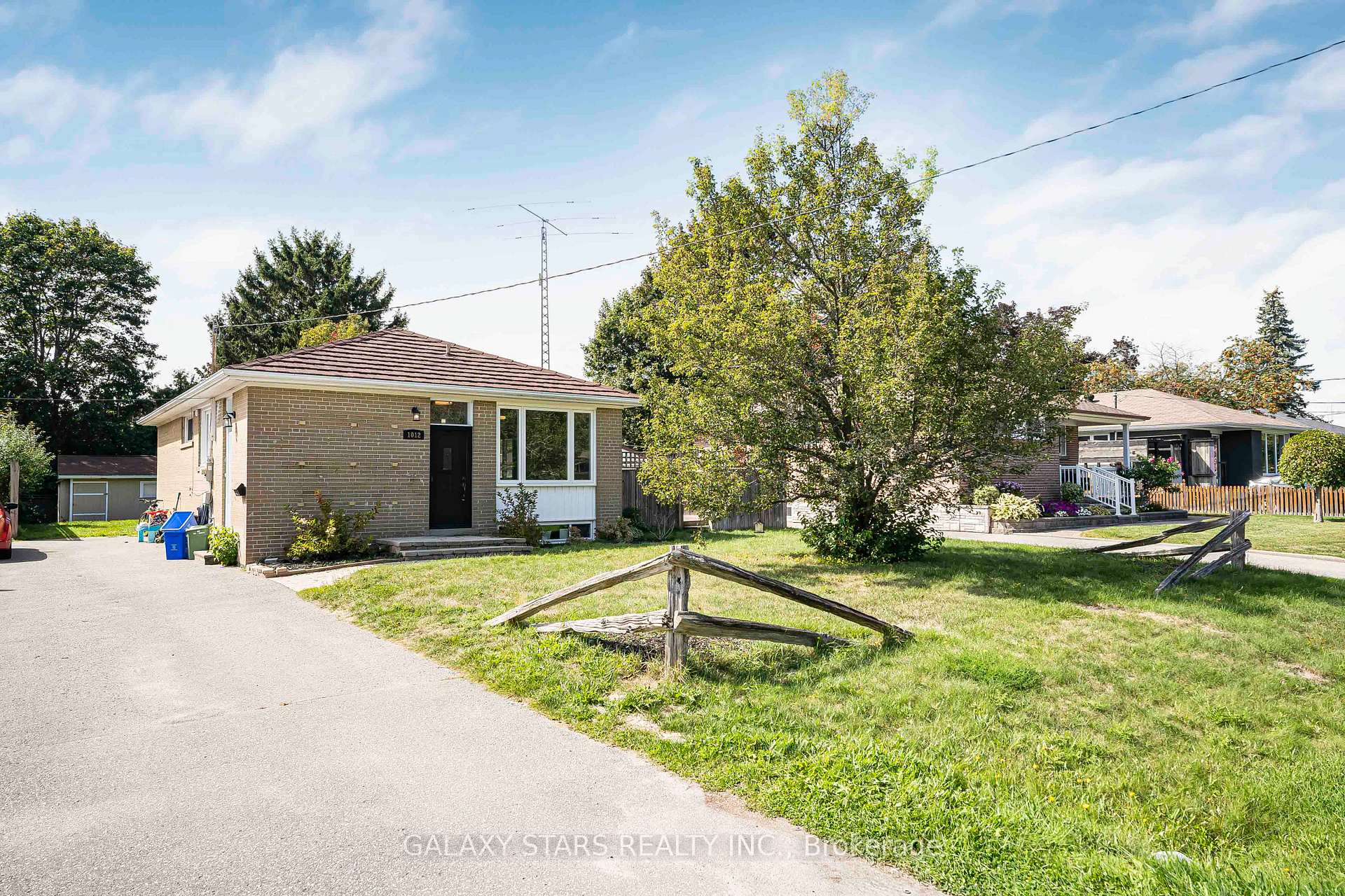 Photo 1 of Unit Main, 1012 Wardman Crescent, Whitby, Williamsburg — HOMEH