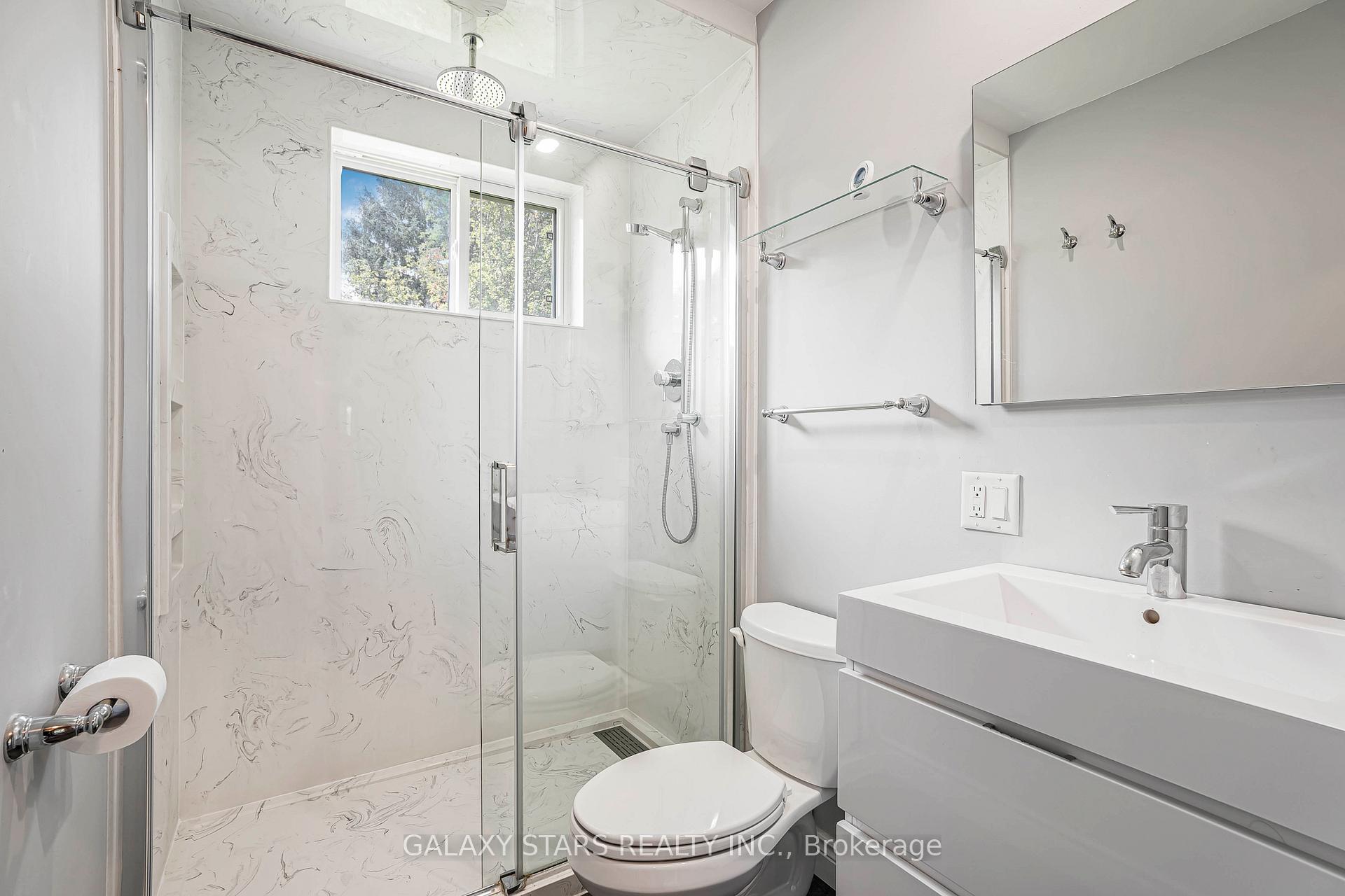 Photo 13 of Unit Main, 1012 Wardman Crescent, Whitby, Williamsburg — HOMEH
