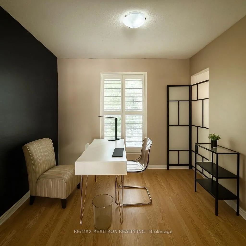Photo 3 of 21 Vanessa Place, Whitby, Blue Grass Meadows — HOMEH