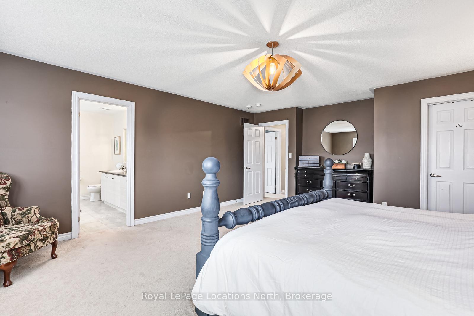 Photo 15 of 1 Academy Avenue, Wasaga Beach — HOMEH