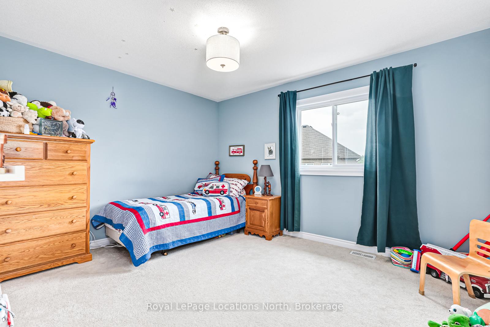 Photo 18 of 1 Academy Avenue, Wasaga Beach — HOMEH