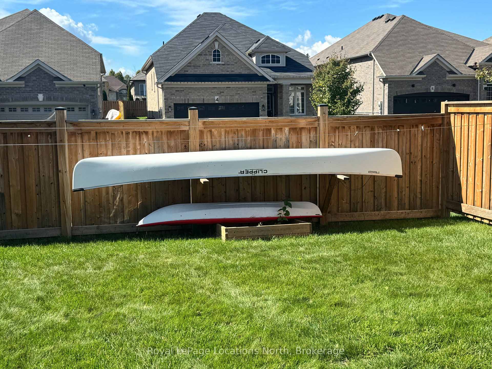 Photo 32 of 1 Academy Avenue, Wasaga Beach — HOMEH