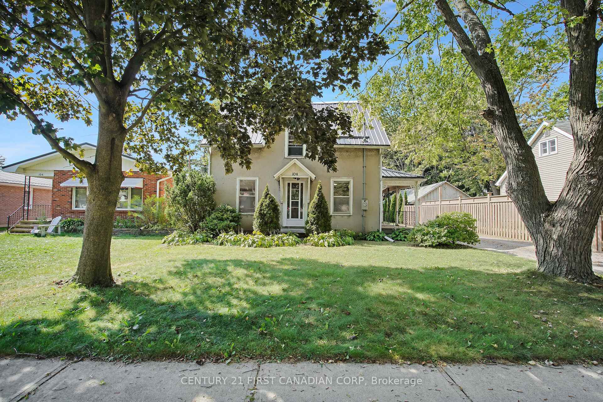 Photo 1 of 104 St Andrew Street, Aylmer — HOMEH
