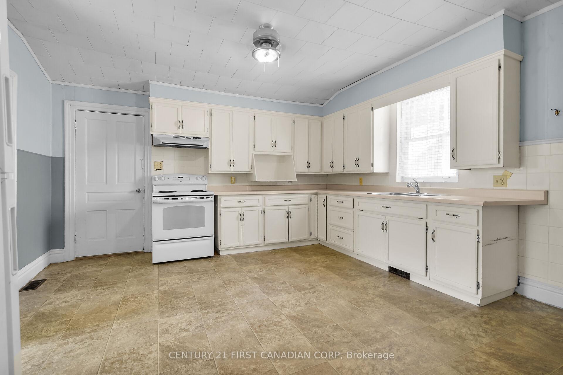 Photo 8 of 104 St Andrew Street, Aylmer — HOMEH