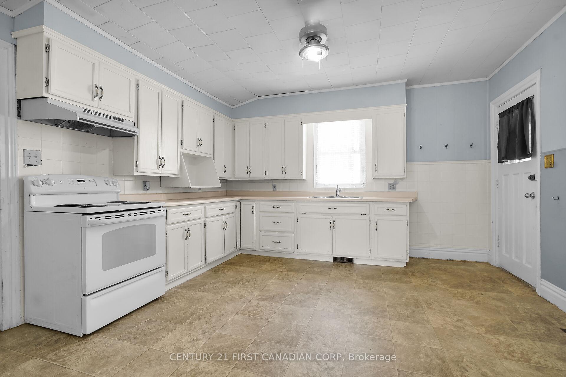 Photo 9 of 104 St Andrew Street, Aylmer — HOMEH