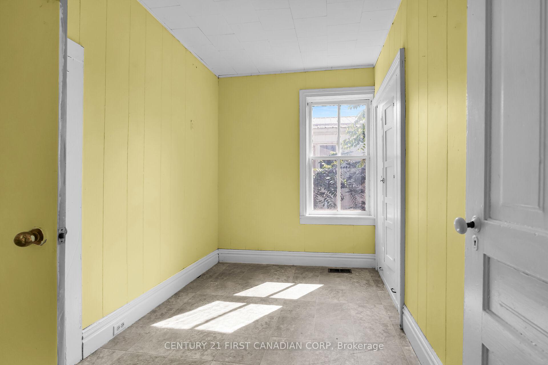 Photo 13 of 104 St Andrew Street, Aylmer — HOMEH