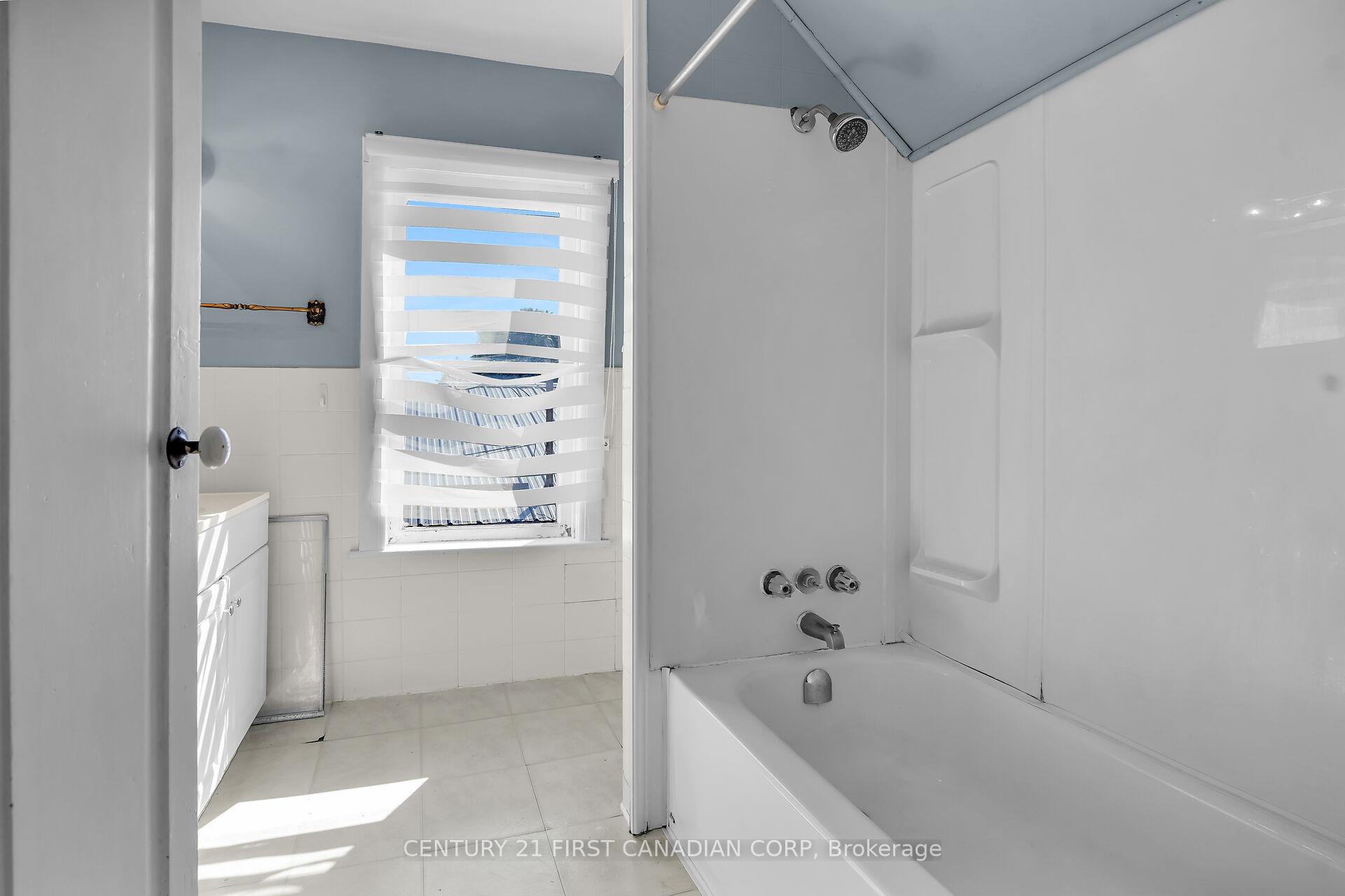 Photo 21 of 104 St Andrew Street, Aylmer — HOMEH